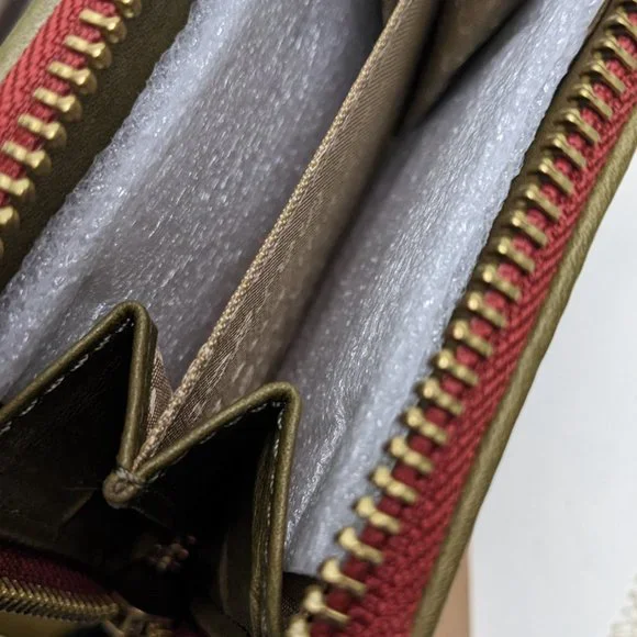 margot Genuine leather dana small zip around wallet - Picture 9 of 12